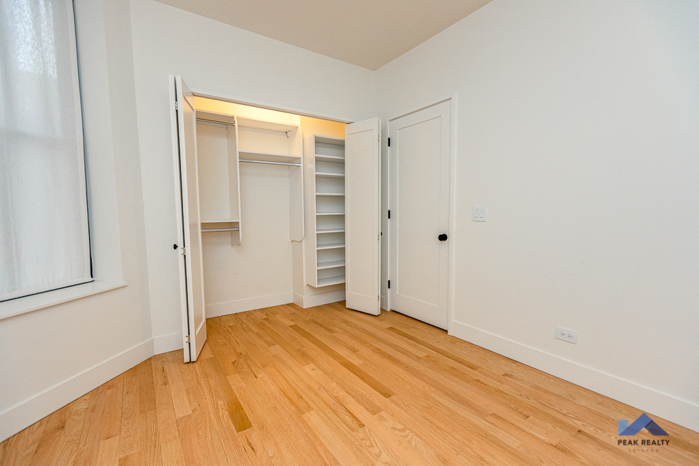 2617 N. Magnolia Ave. 2617 N. Magnolia Ave., Chicago, IL 60614 Lincoln Park - Leasing by Cross Street